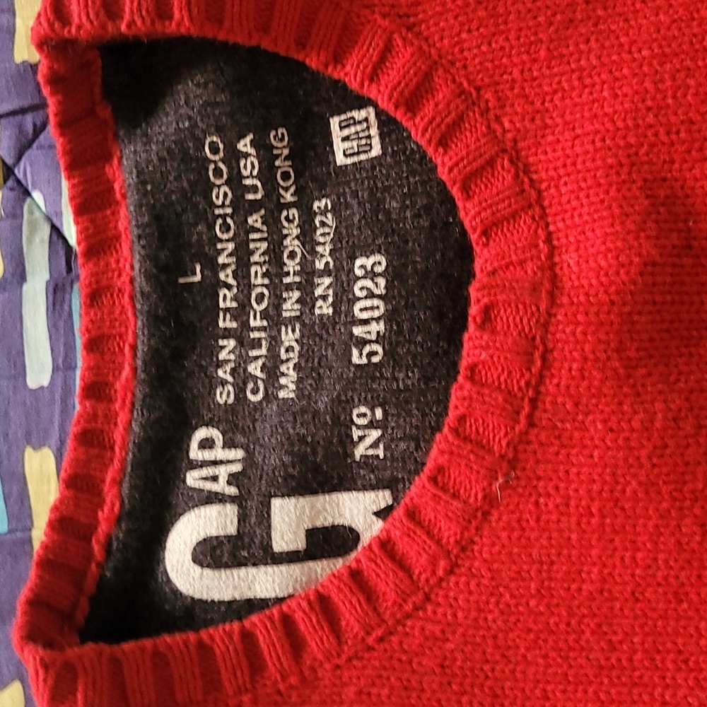 Sweater - Picture 2 of 3